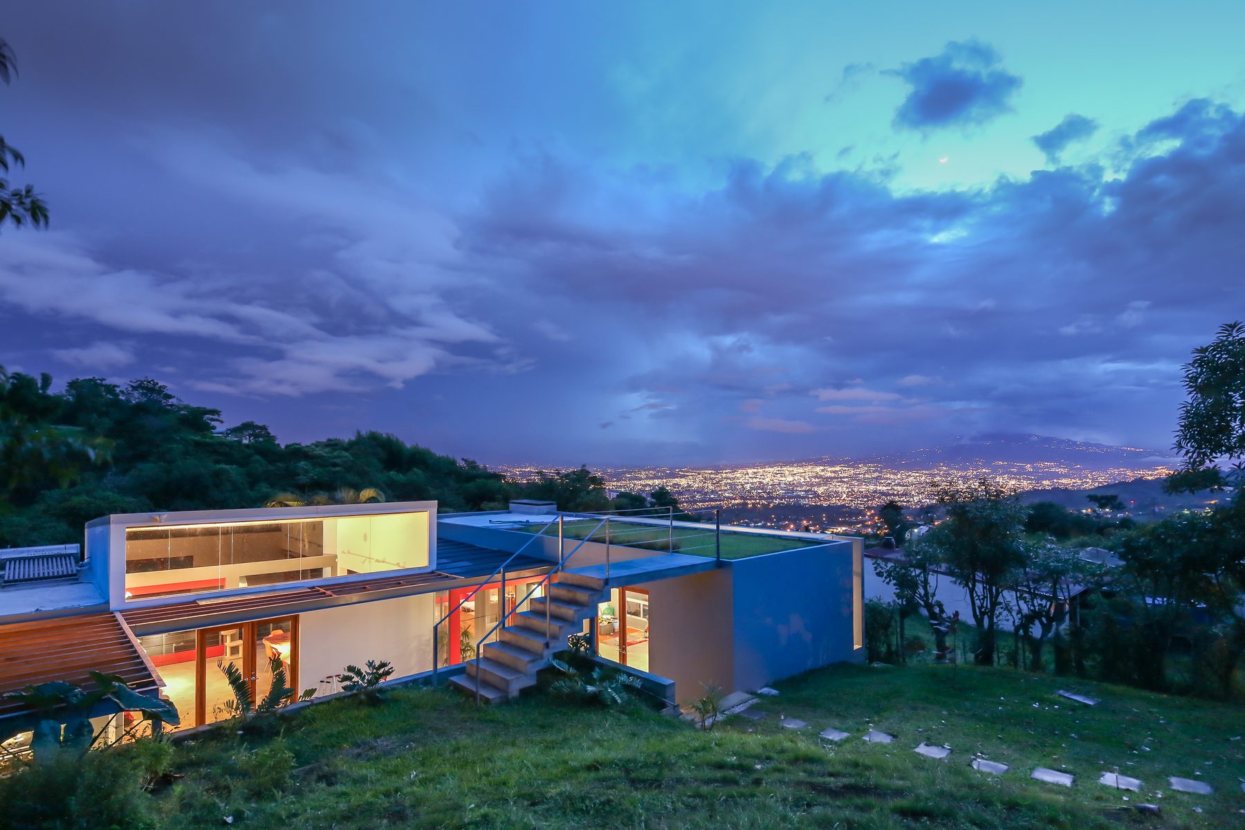 Casa Nonosi — residential architecture, San Antonio, Escazú, Costa Rica